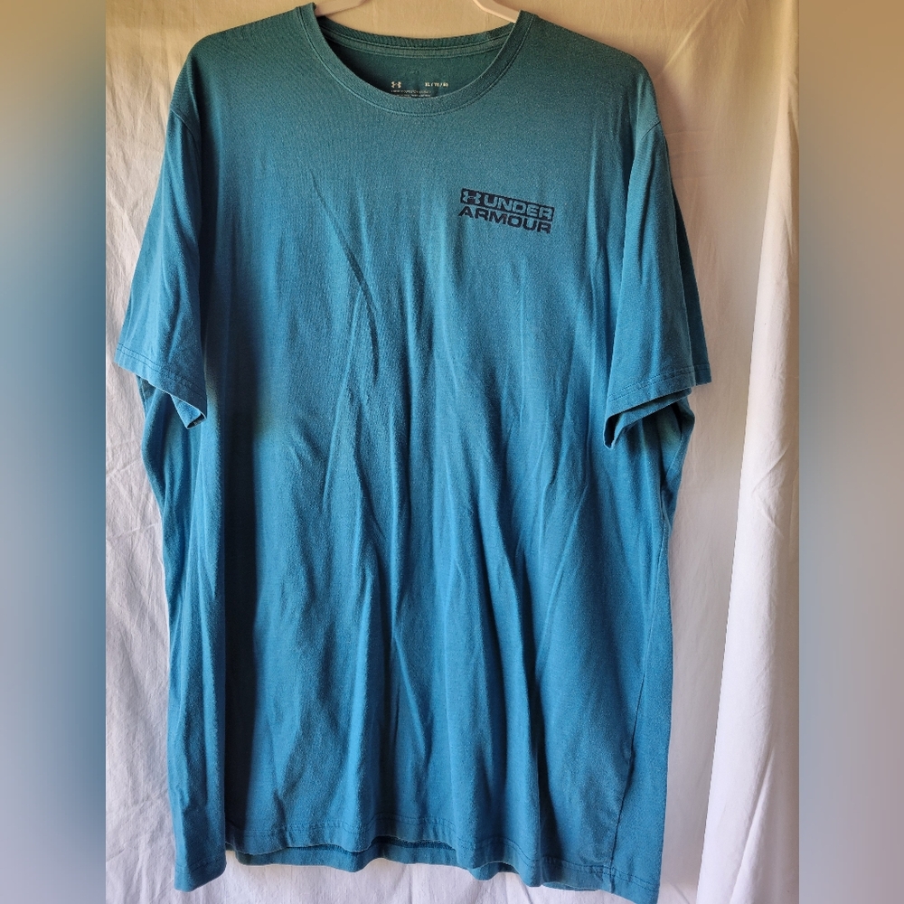 Men's XL Under Armour short sleeve shirt